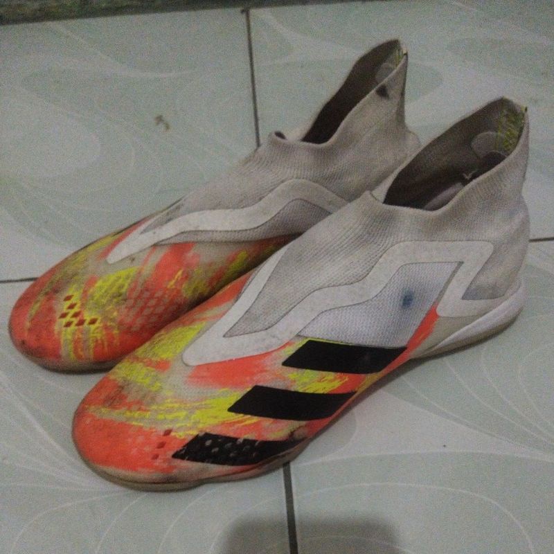Sepatu Futsal Adidas predator mutator 20+ uniforia pack IC Ukuran 41