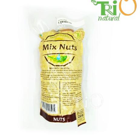 

✱ Trio Natural Mix Nuts 225 gram ℮