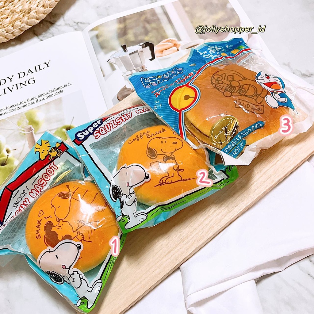 [READY STOCK ] Peanuts Nic Snoopy Mascot Bun Characters Squishy / Squishy Taiyaki Doraemon / License