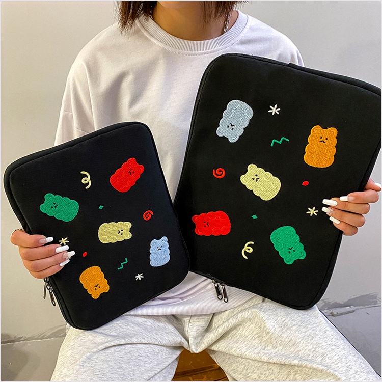 Sleeve Pouch Sarung Tas Bag Case Ipad Tab Tablet Macbook Air Pro Laptop Asus Acer Lenovo HP Huawei 11 12 13 14 15 inch Motif Gambar Bear Beruang Colourfull Warna Hitam Black Lucu Cute Murah Korean Model