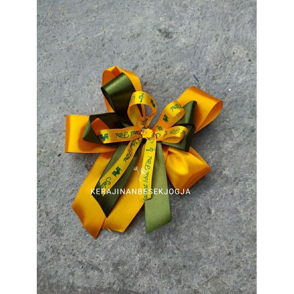 

PITA LEBARAN SIAP PAKAI / pita Jogja pita hantaran pita besek pita satin pita murah pita jadi pita lebaran pita hiasan seserahan