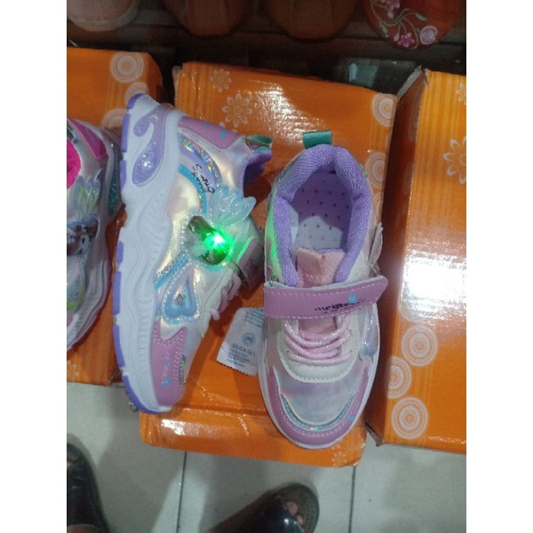 sepatu anak import LED premium sport fhasion terbaru termurah