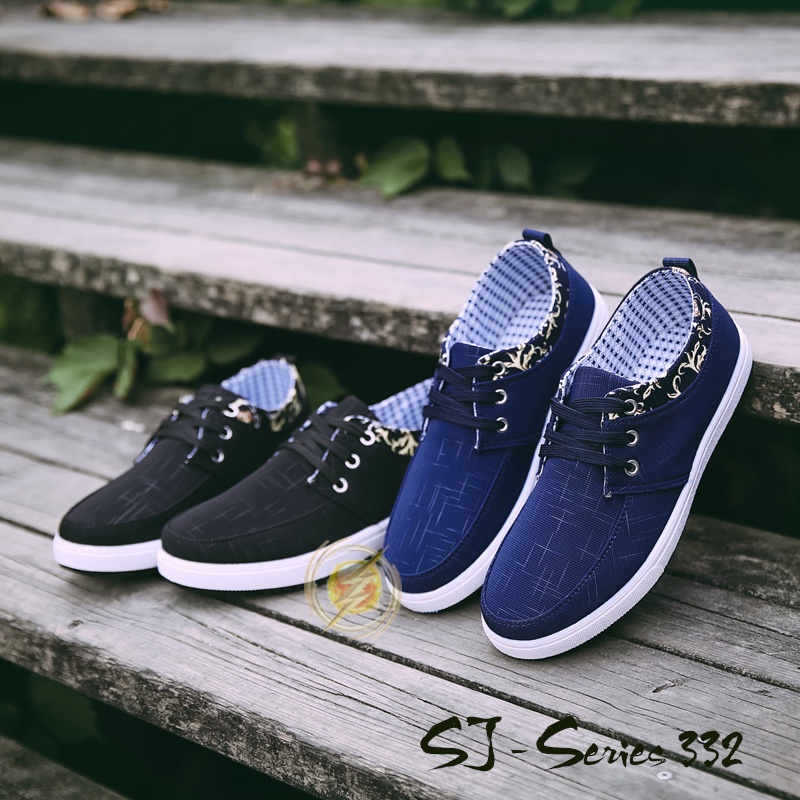 [OOS] Sepatu Sneakers / Slip On Pria Casual Pria Nyaman dan Santai Buat Hangout Kualitas Import Premium -332