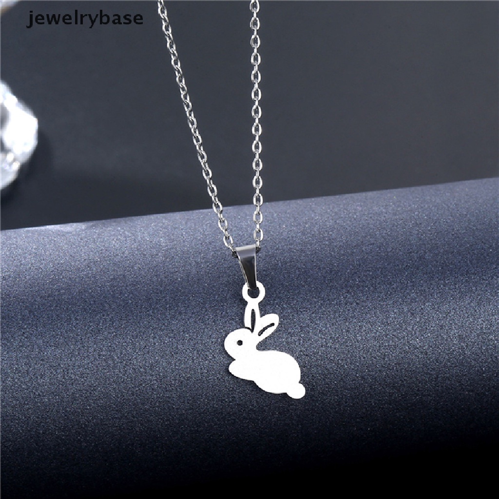 [jewelrybase] Trendy Kelinci Liontin Kalung Vintage Liontin Perhiasan Hewan Baja Titanium Lucu Kelinci Putih Kalung Klavikula Rantai Punk Hip Hop Kelinci Jalan Kalung Butik