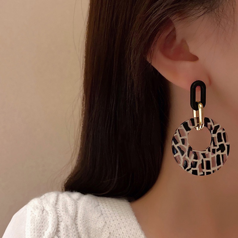 Eropa Amerika Gaya Baru Retro Berlebihan Leopard Print Lingkaran Geometris Temperamen Unik Anting Fashion