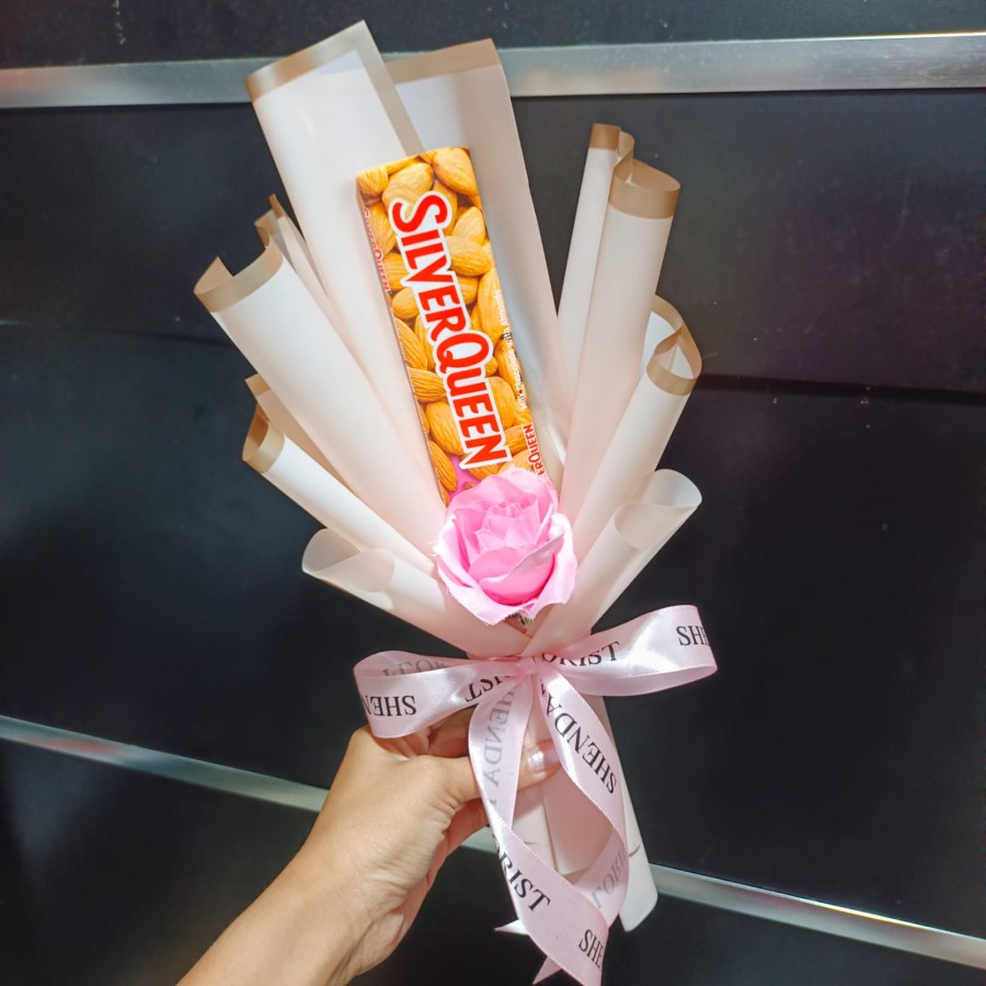 BEST PRODUCT bucket coklat / buket valentine / buket mawar / Buket Jajan, Buket Murah, Buket Cantik,