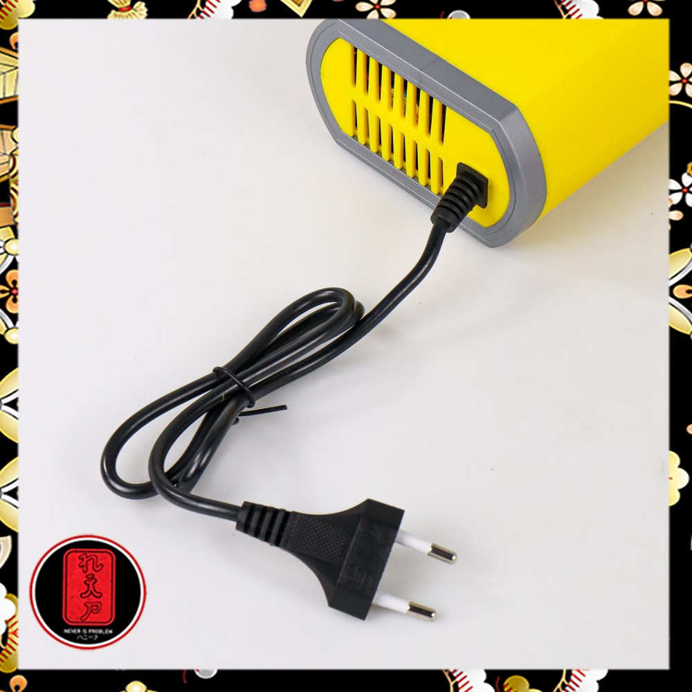 Taffware Charger Aki Portable Motorcycle Car Battery Charger 6A 12V - FBC1206D - Yellow