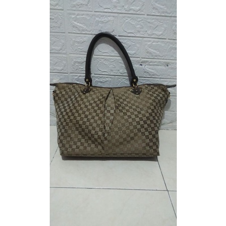 (SOLD)Tas sisley preloved ori