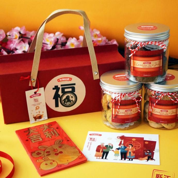 

Spesial Valentine Day Le Biscuit - Imlek & Valentine Hampers - 3 Jar Soft Cookies