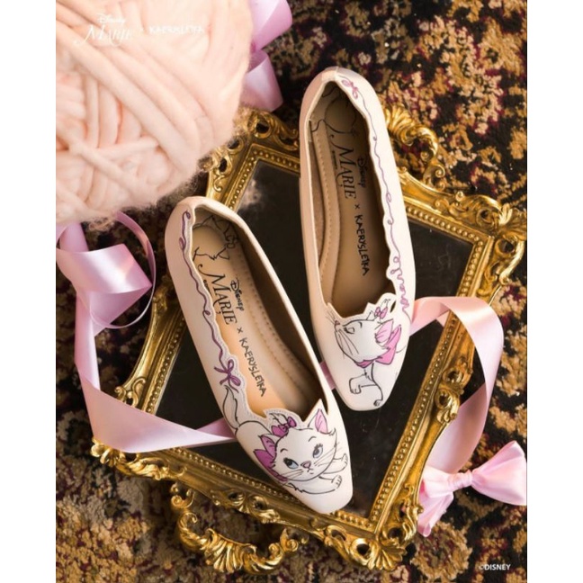 [PESANAN GRACE] Kaerysleika x Disney Marie Cat Duchess Square Pointy Cloud Size 38
