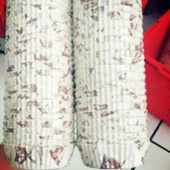 

➧ Cup Roti Bulat 9 cm ( ) ►