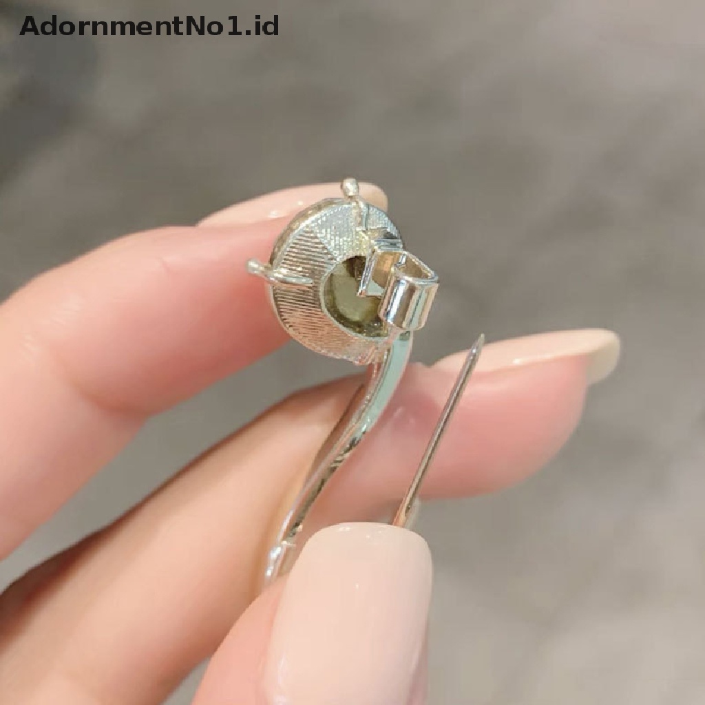 [AdornmentNo1] Bros Bentuk Nota Musik Sederhana Untuk Wanita Kristal Brooch Pin Fashion Konser Perhiasan Musisi Lapel Pin Hadiah [ID]