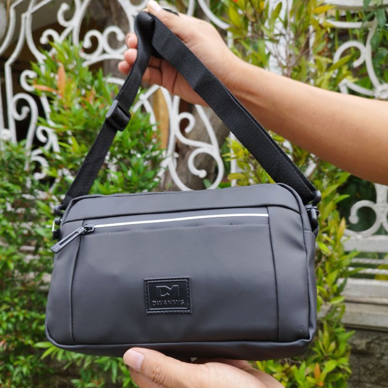 Handbag Pria Wanita Exclusive Bahan Premium Produk Original DM