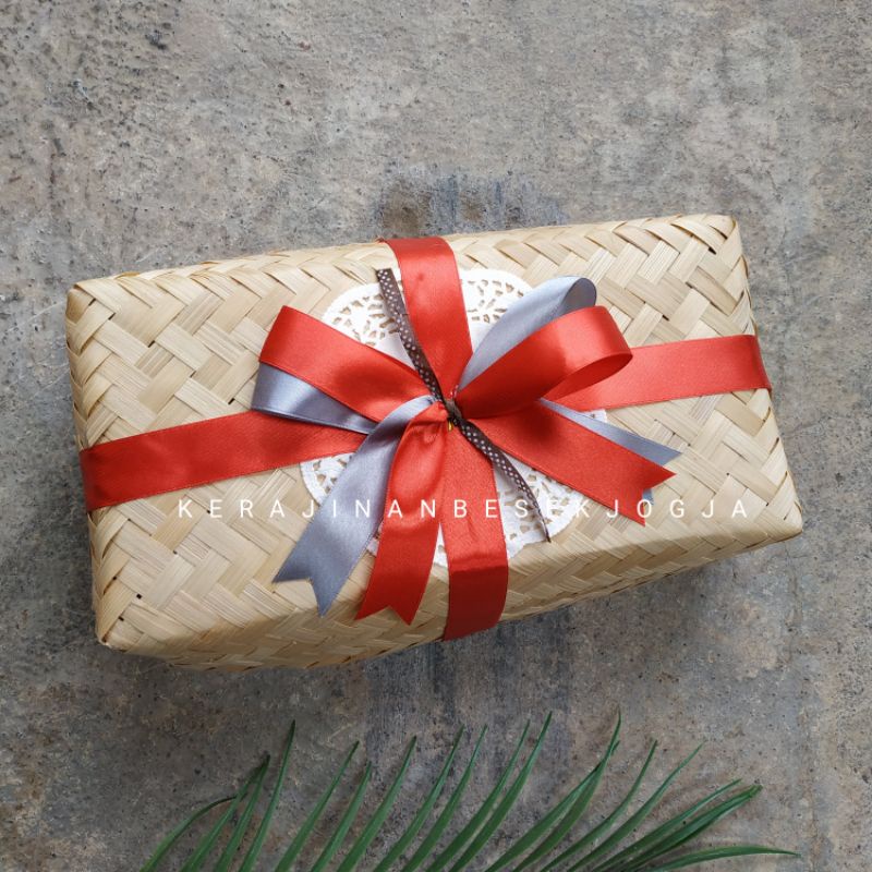

(P207) BESEK 15X30 NATURAL PITA /besek kue/besek bambu/besek pita/besekan /besek nasi/hantaran/seserahan