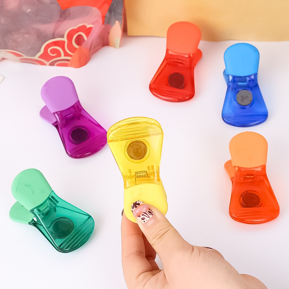 Kulkas Mag Suction Klip Akrilik Foto Postcard Pegang Penjepit Tas Makanan Klip Disegel Tahan Lembab Aksesoris Penyimpanan Dekorasi Kreatif