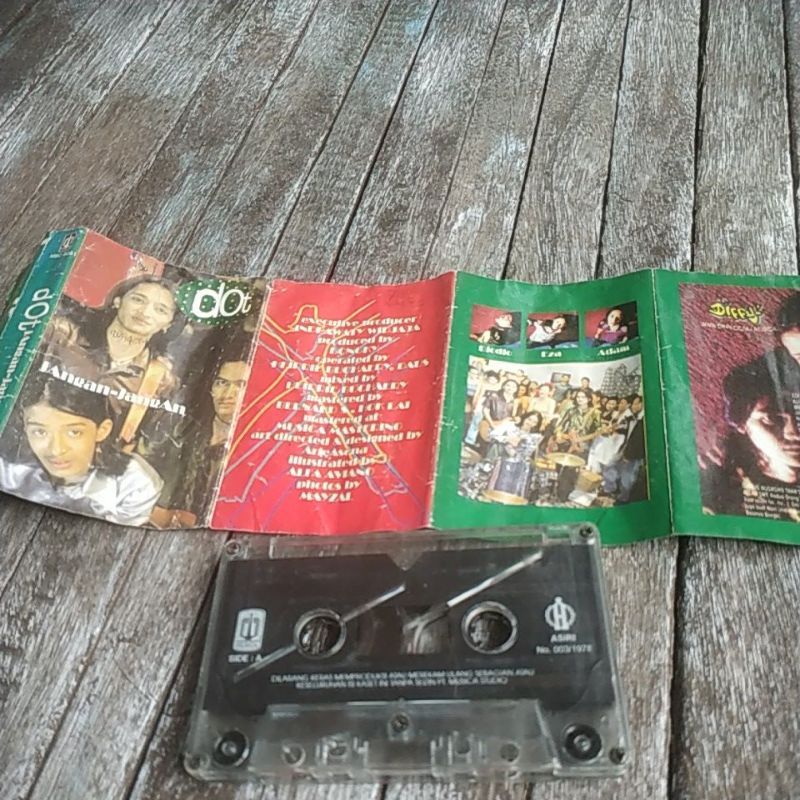 Kaset pita Dot - Jangan-jangan