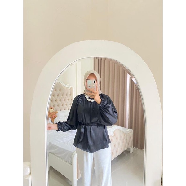 loly blouse
