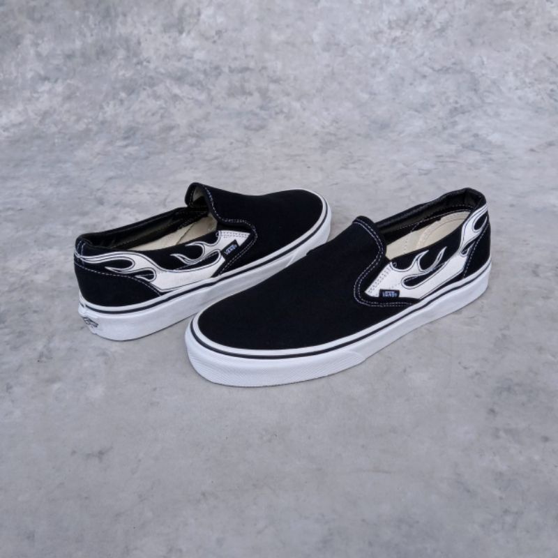 VANS SLIP ON FLAME BLACK WHITE