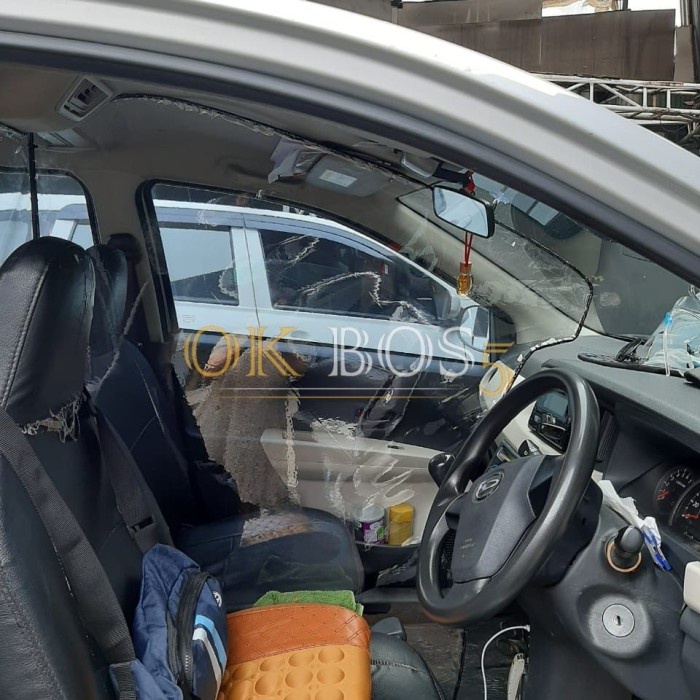 Terlaris Partisi/Sekat/Pembatas Mobil Anti Covid Calya/Sigra (Type T)