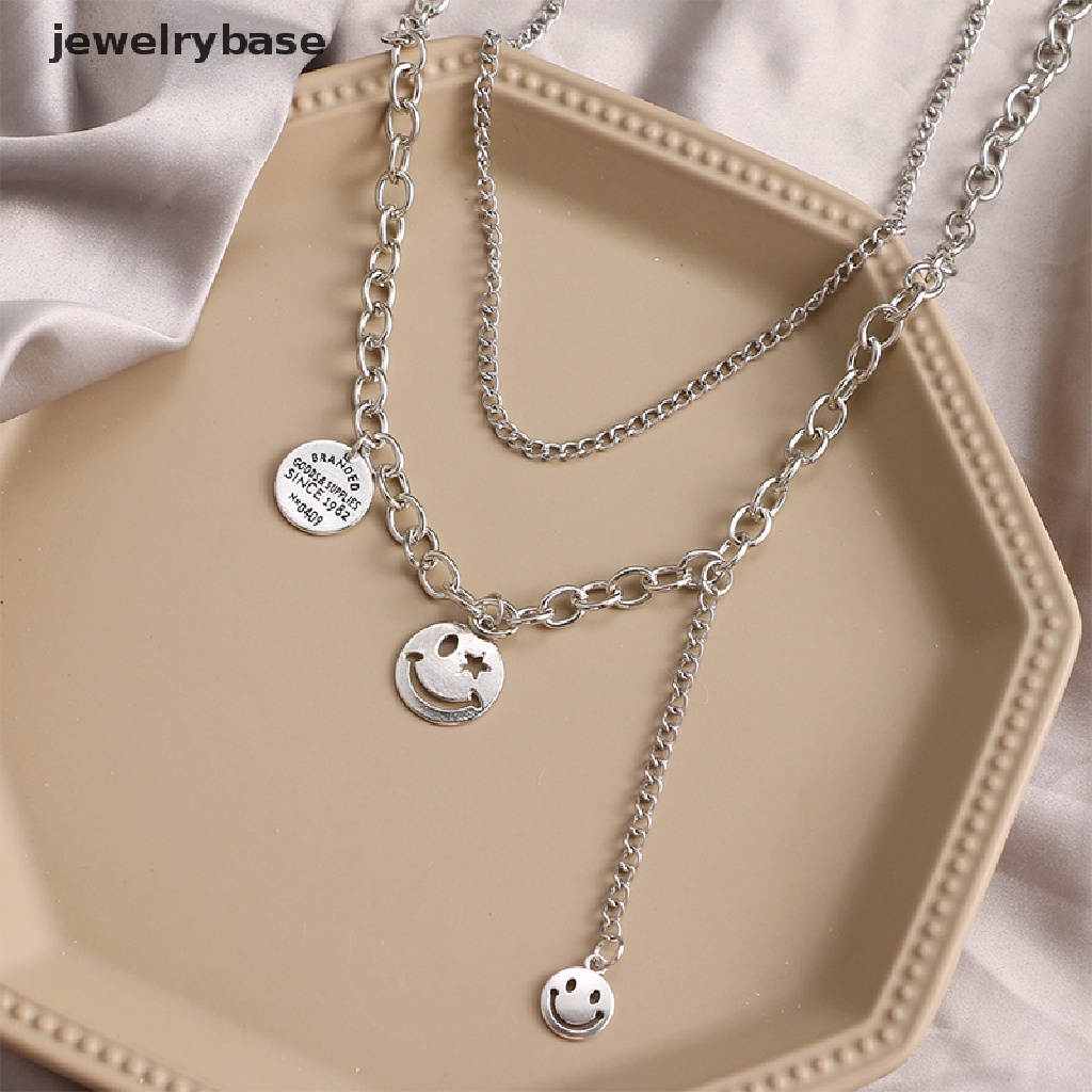 [jewelrybase] Smiley Face Pendant Necklace Silver Layered Necklace Alloy Chain Retro Hip Hop Punk Gaya Wajah Senyum Rantai Huruf Multilayer Kalung Rantai Klavikula Panjang Butik