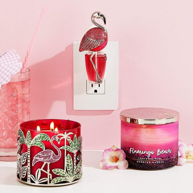 BATH &amp; BODY WORKS BBW FLAMINGO BEACH 3-WICK SCENTED CANDLE 411 G LILIN WANGI 3 SUMBU UKURAN BESAR PENGHARUM RUANGAN