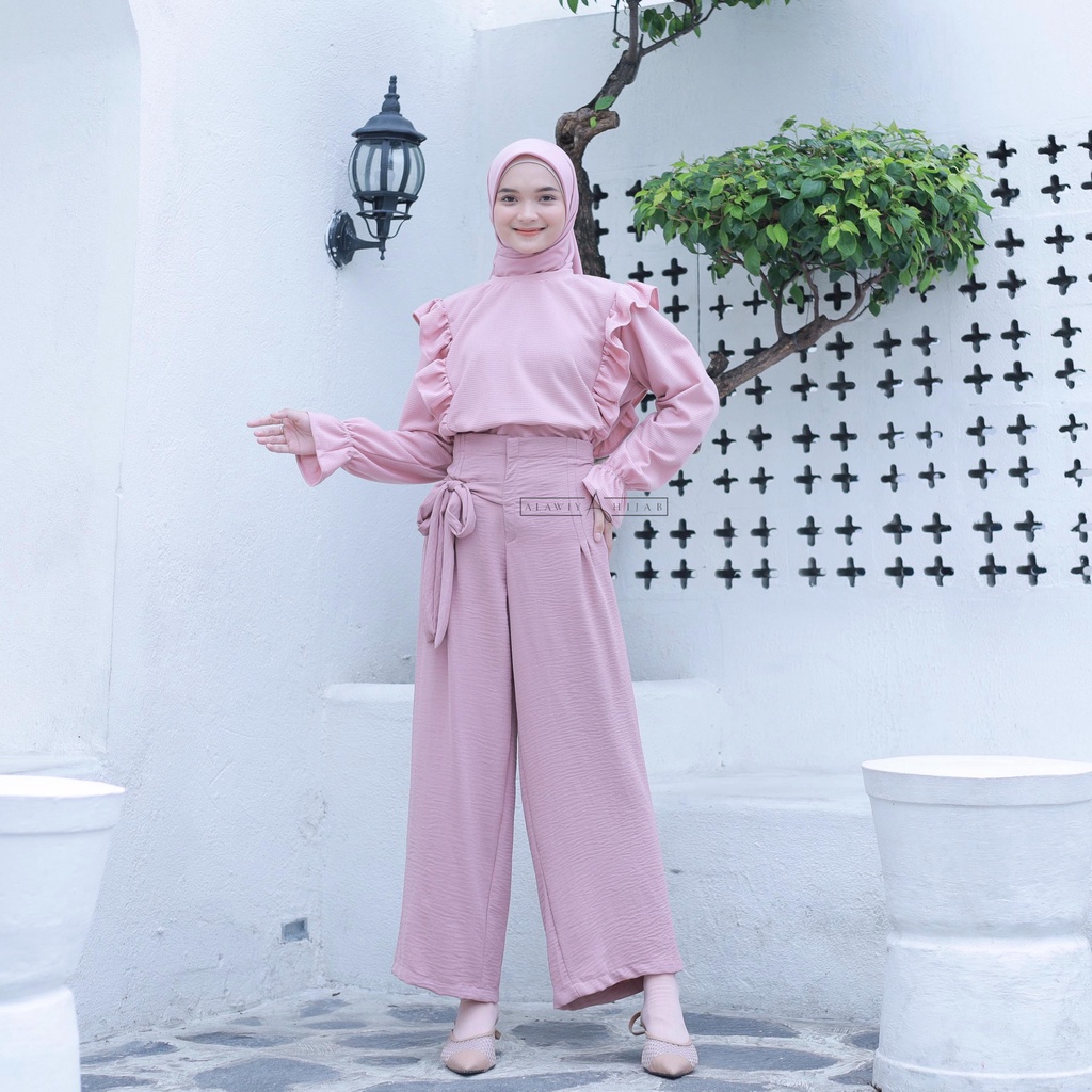 Alawiyahijab - Cleo Waffle ( Atasan Blouse Ruffle)