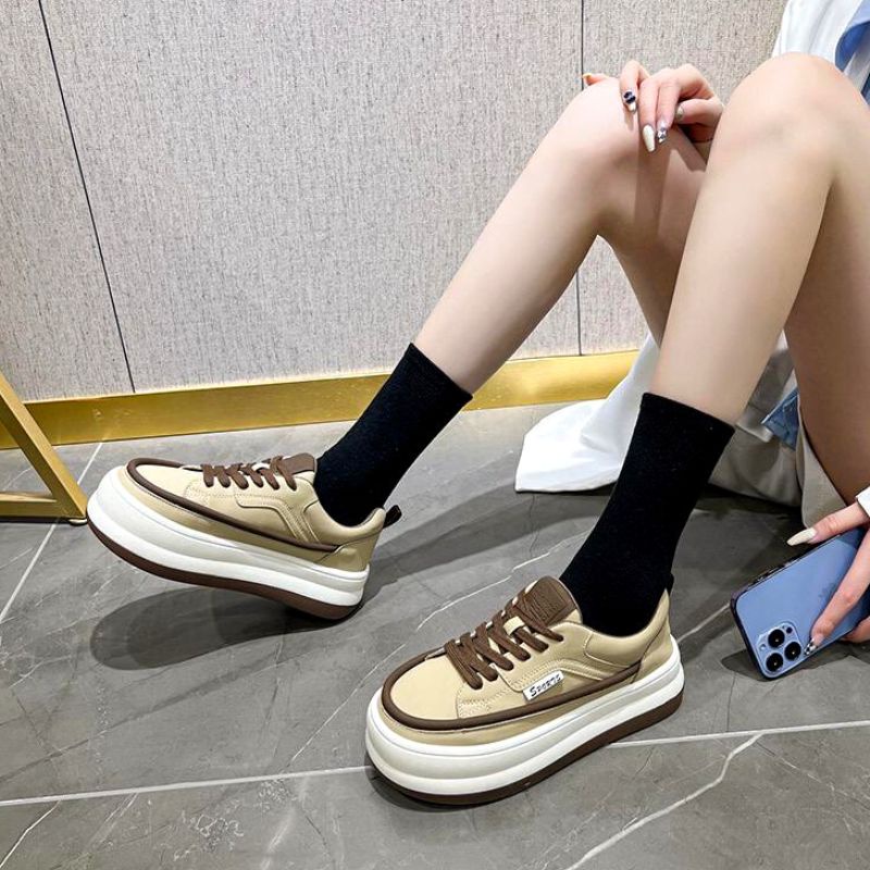 DDS2116 Sepatu Sneakers Wanita Sport Fashion Import LST Sneakers Ready Jakarta Bisa COD (With Box)