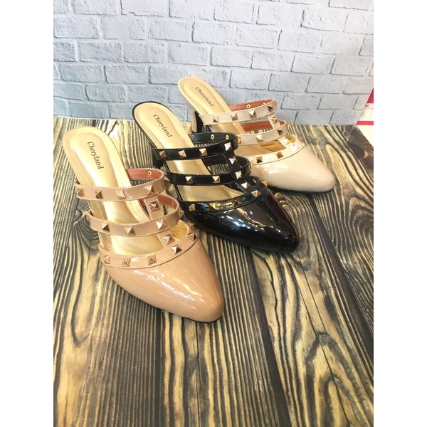 Cheryland LI-02 Valentino Stud/Sepatu Hak/Sepatu Wanita Valentino