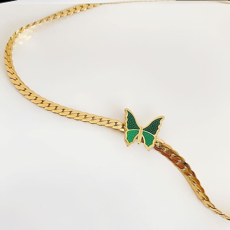 Kalung Rantai Klavikula Desain Kupu-Kupu Hijau Gaya Retro Untuk Wanita