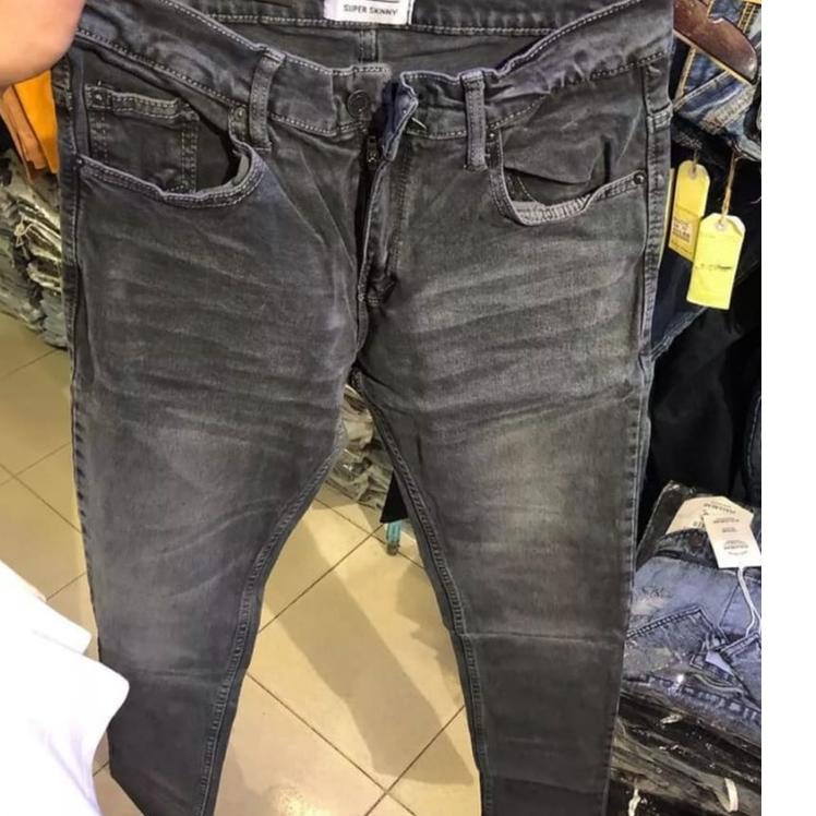 ZKA622 CELANA JEANS PULL&BEAR PRIA GREY WASH WHISKER PRIA PULL AND BEAR PNB PULLANDBEAR PULL & BEAR 