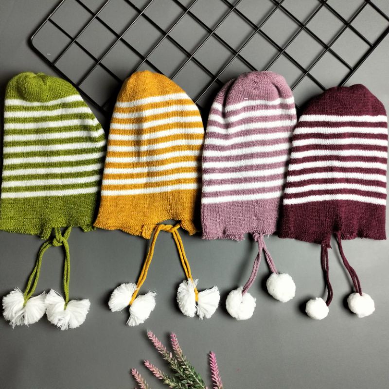 topi kupluk rajut bayi newborn 0-6 bln motif pompom salur