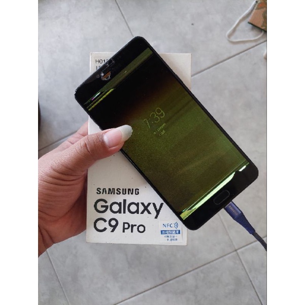 Samsung C9 Pro 6/64 minus lcd