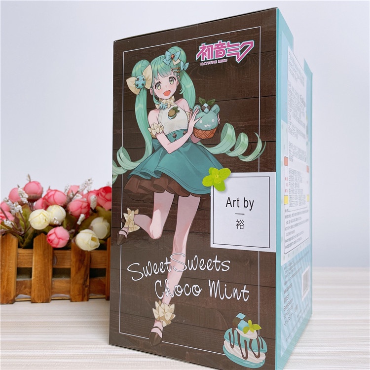 Original Furyu Berhadiah Figure Miku SweetSweets Choco Mint Ver