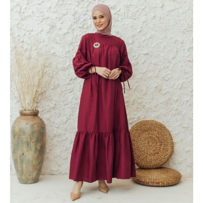 Nora Dress Ruby Red Wearing Klamby Size XXL Preloved