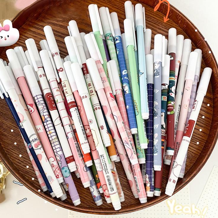 

Promo Terbatas COD 1 LUSIN PULPEN GEL MOTIF KARAKTER GAMBAR ORANG LUCU IMUT / BOLPEN GEL KARAKTER