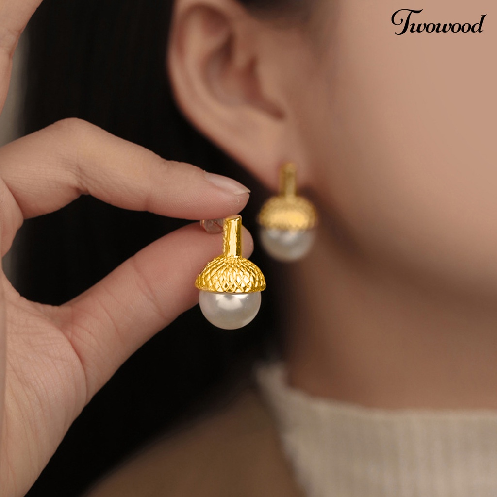 Twowood 1pasang Anting Pejantan Mutiara Imitasi High Gloss Electroplating Geometris Tahan Aus Dekorasi Hypoallergenic Fashion Wanita Liontin Anting Perhiasan Fashion