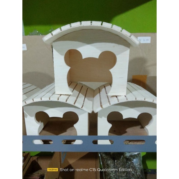 Rumah-Rumahan hamster kayu