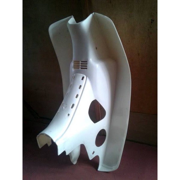 dek sayap temeng sayap depan Honda Astrea prima putih imitasi