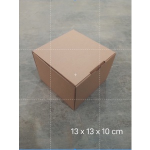 

Kardus karton uk.13x13x10 cm --Die Cut dan easy usage-