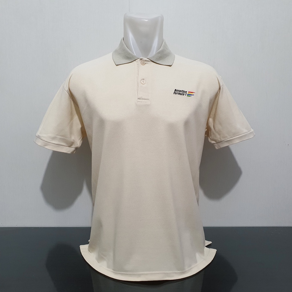Baju Kaos Polo BENETTON - Size M sd L - Lebar Dada 53 cm - Original 100%