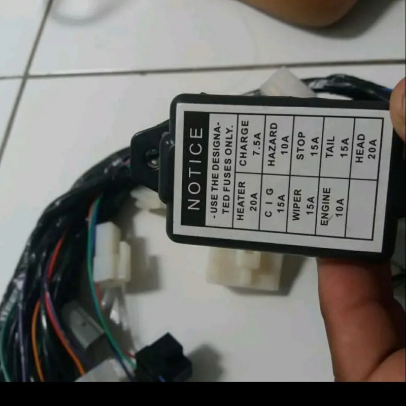 kabel body dasbor kijang
