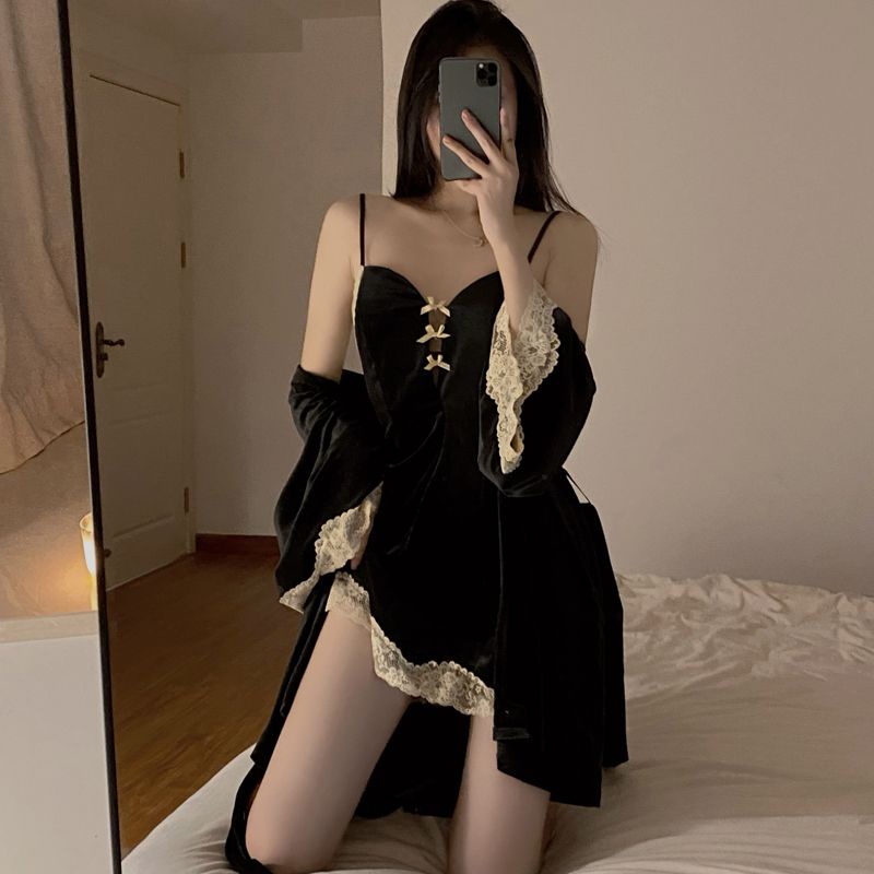 Temperamen kelas atas Prancis piyama renda mewah ringan beludru halter halter set piyama set wanita