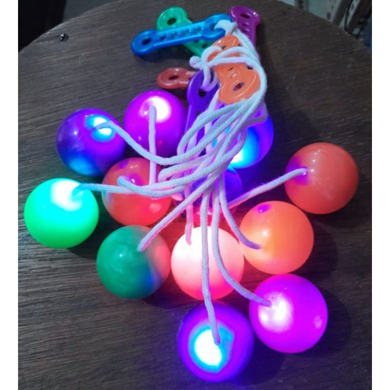 Mainan Jadul lato lato / etek etek / latto latto LED Size 3 CM