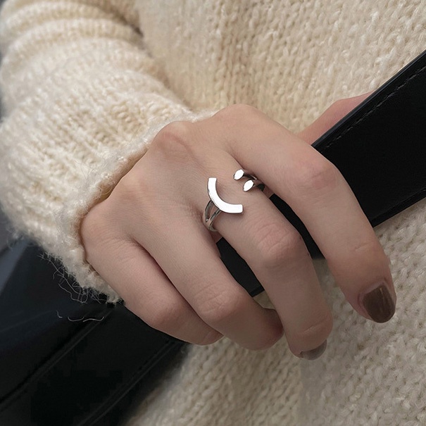 Roselife Unisex Korea Baja Titanium Wajah Senyum Cincin Untuk Wanita Pria Keren Fashion Jari Manset Rings Teman Pecinta Perhiasan Hadiah