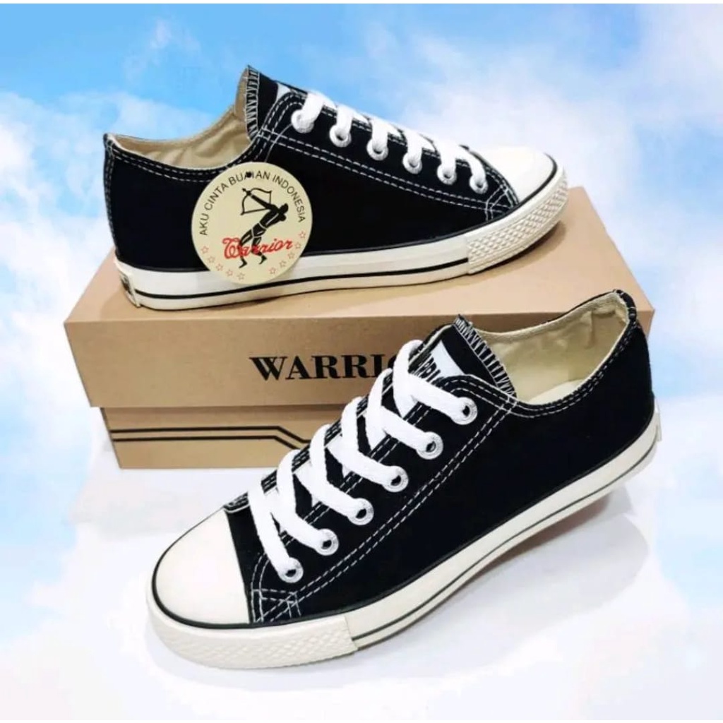 SEPATU SEKOLAH WARIOR SPARTA HITAM PUTIH TINGGI PENDEK SEPATU ANAK SEKOLAH SD SMP SMA UK 37-43