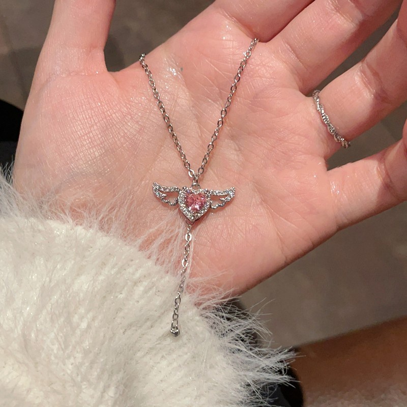 Kalung Liontin Hati Zircon Warna Pink Untuk Wanita Sayap Bergerak Choker Rantai Silver Untuk Aksesoris Perhiasan Wanita