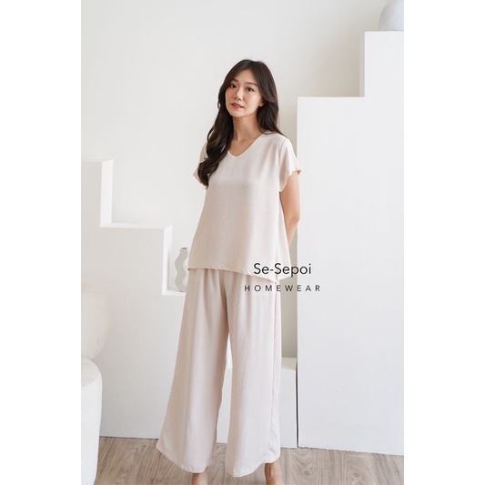 AIRY PLEATS SET Sesepoi / Set loungewear / set baju tidur / set kulot