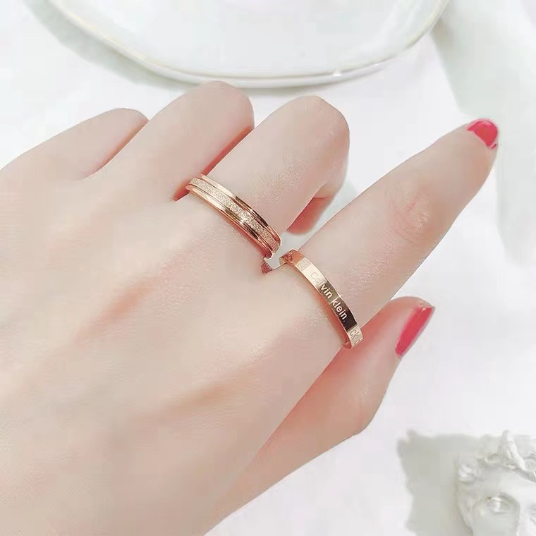 Cincin Jari Telunjuk Bahan Titanium Steel Lapis Rose Gold / Silver 18K Model Buram