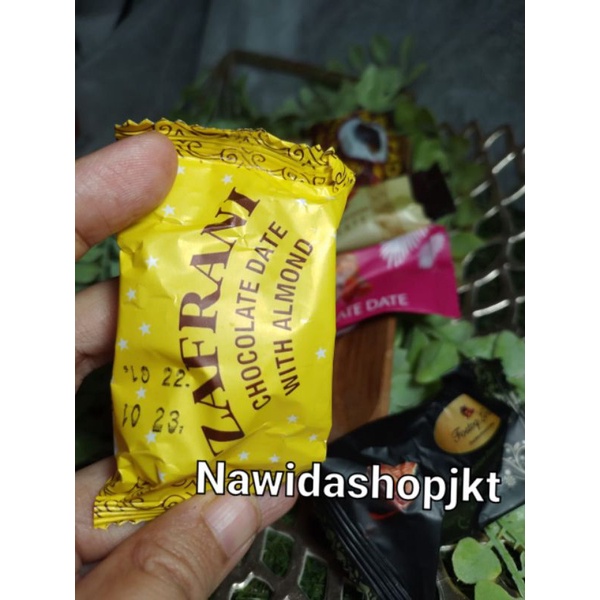 Coklat Kurma Medjool Almond Mixed Import Arab