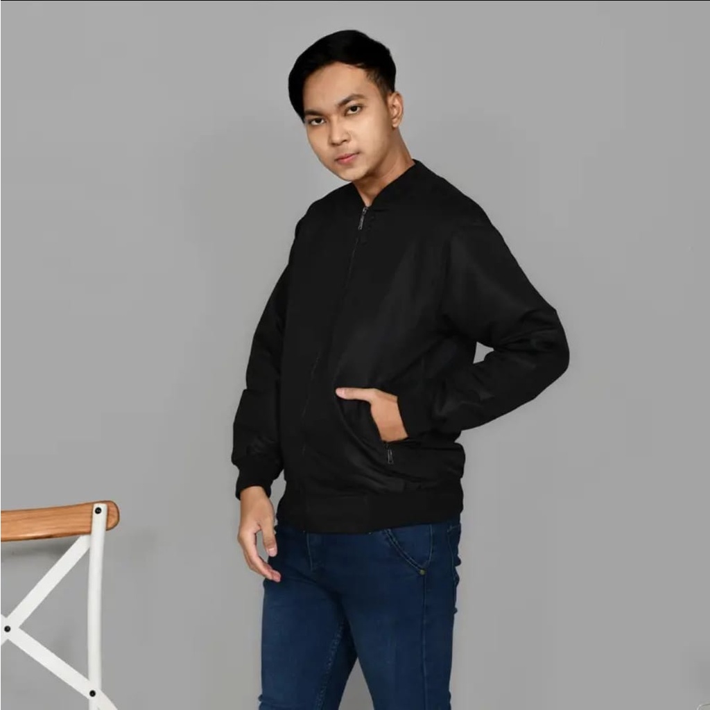 Jaket Bomber Casual Pria Style terbaru kain Tasland
